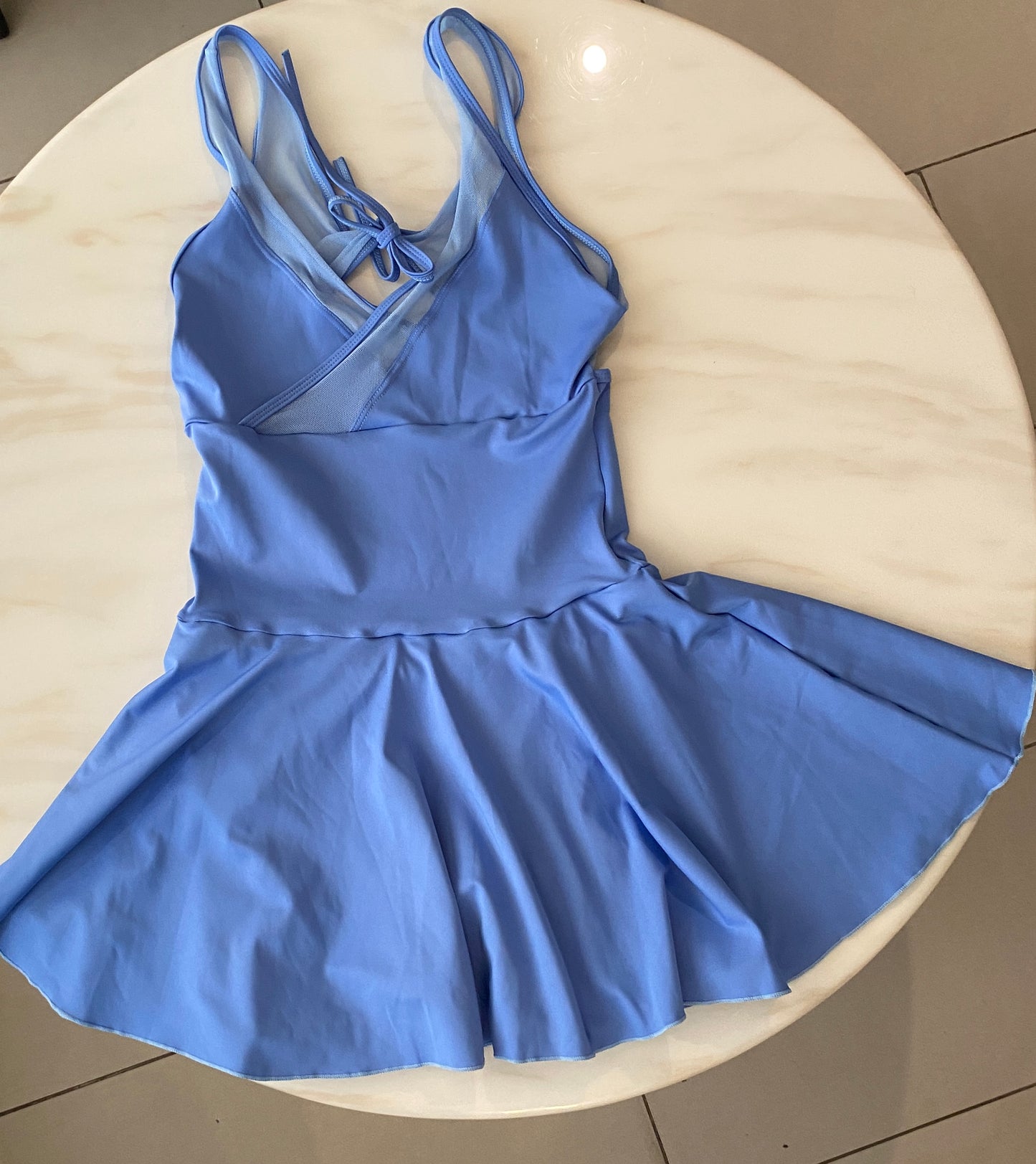 ENTERITO VESTIDO