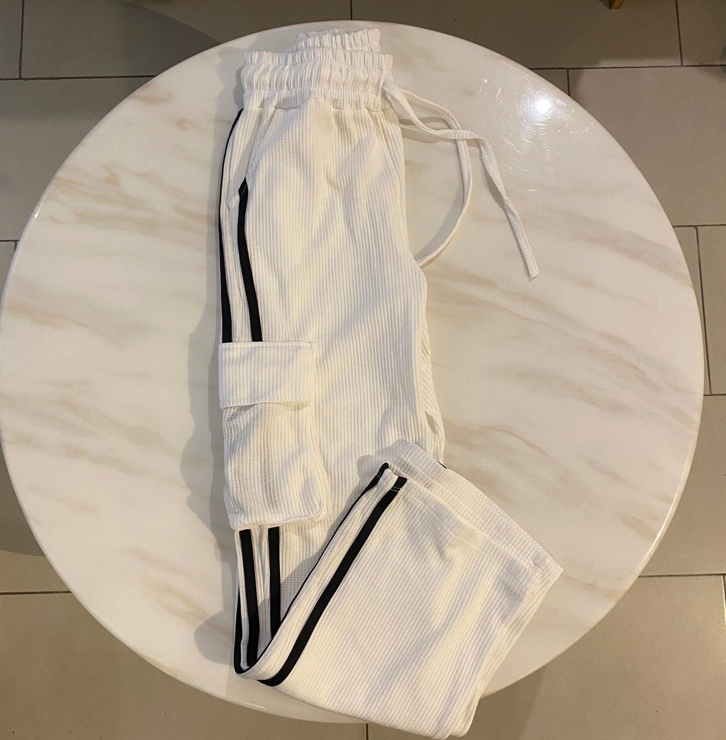 PANTALÓN TELA GALLETA RAYAS