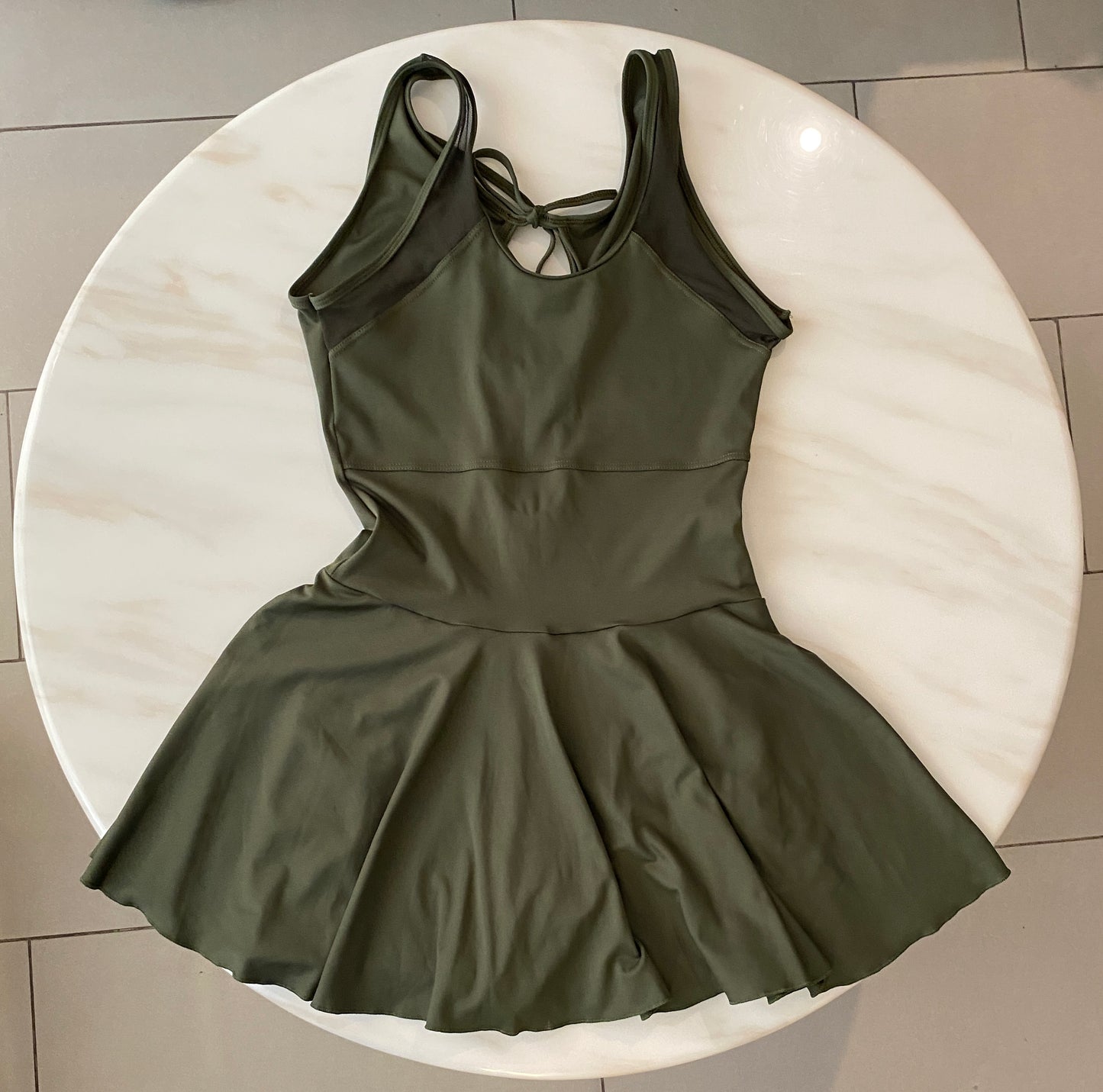 ENTERITO VESTIDO
