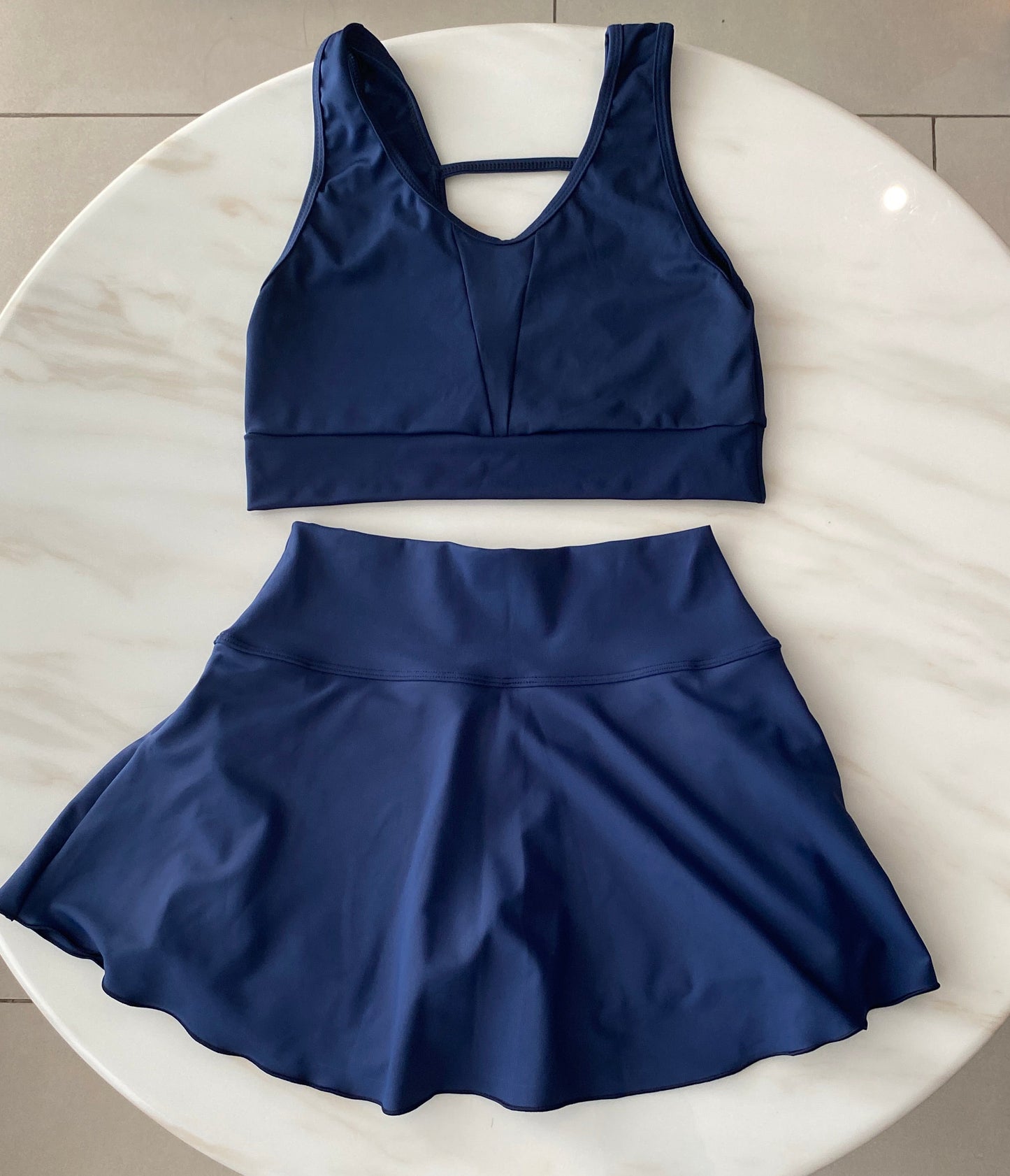 FALDA SHORT + TOP ARIEL