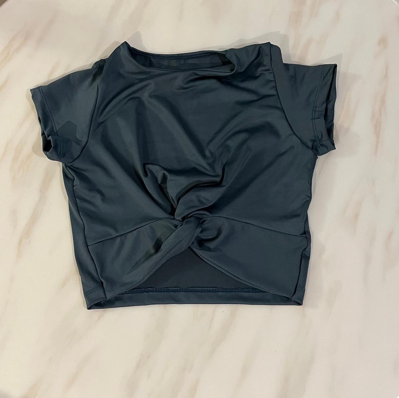 POLERA NUDOS