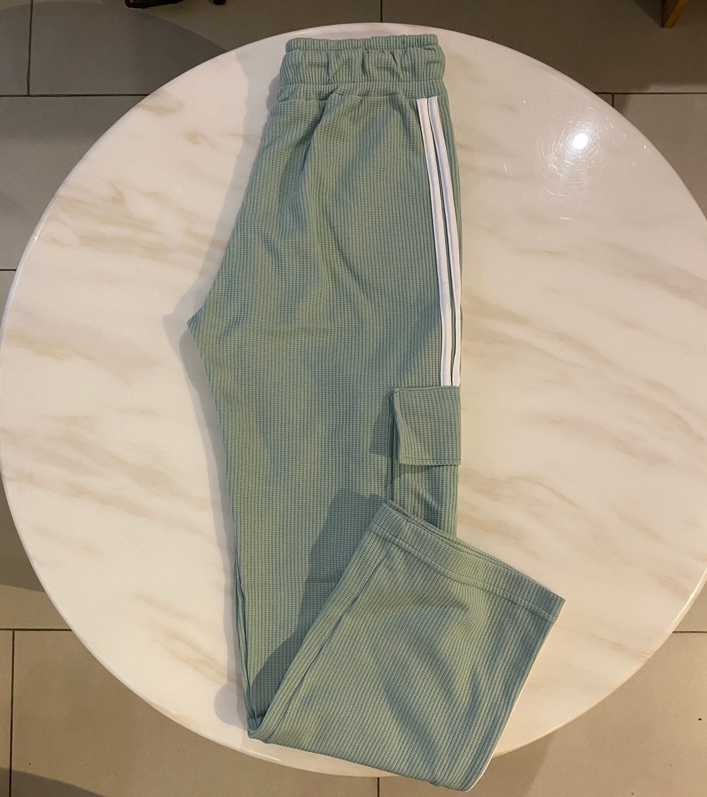 PANTALÓN TELA GALLETA RAYAS