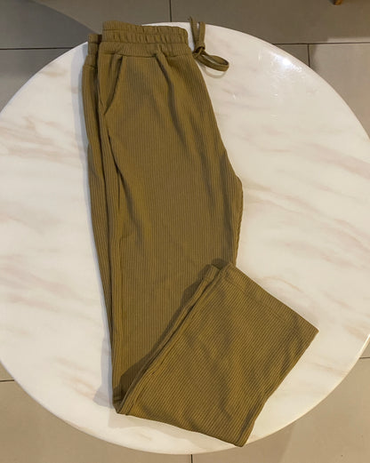 PANTALÓN TELA GALLETA